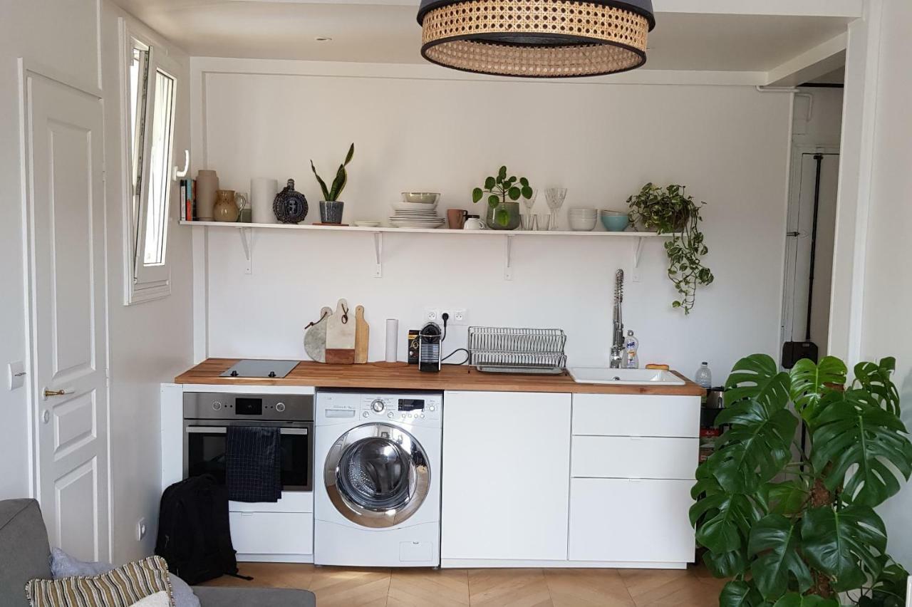 Sunny And Quiet Apartment Париж Экстерьер фото